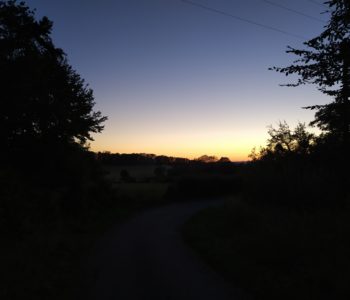 coucher de soleil sur la campagne